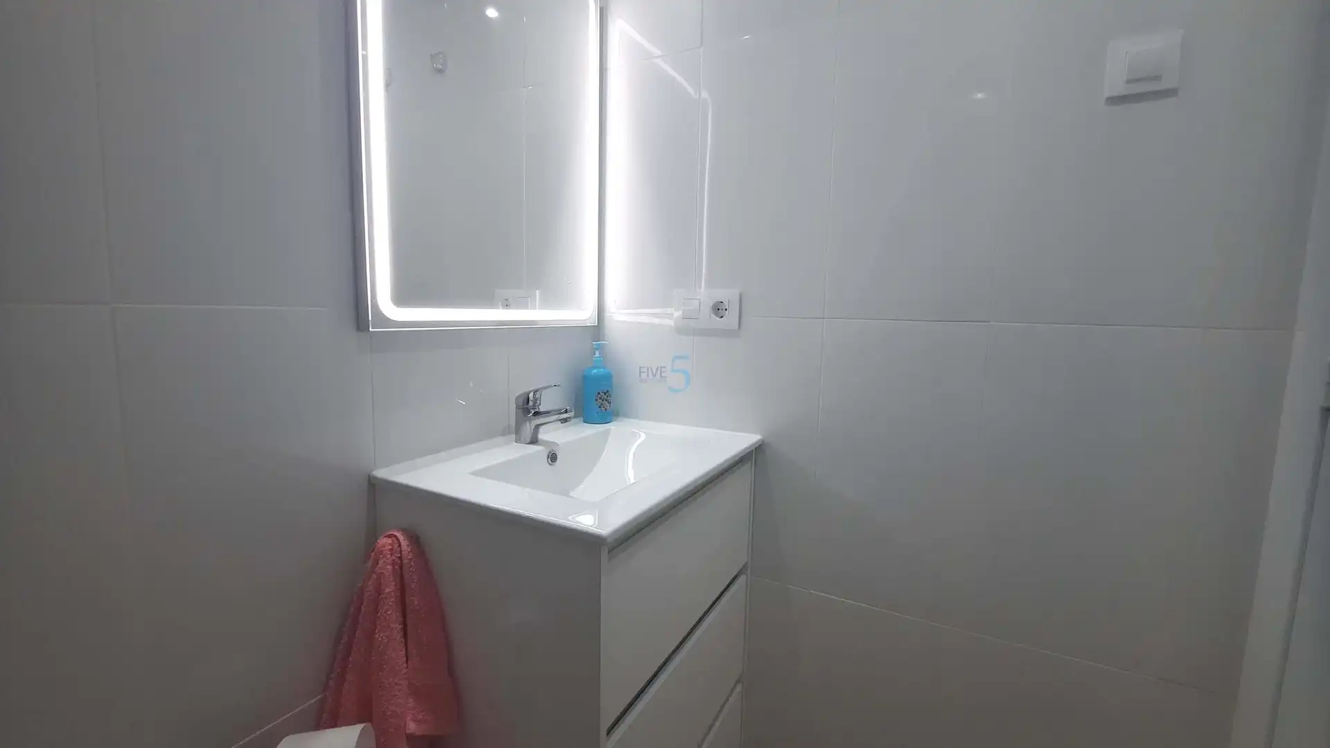 Badezimmer von Einfamilien-Reihenhaus zum Verkauf in Torre-Pacheco mit Klimaanlage, Heizung und Terrasse