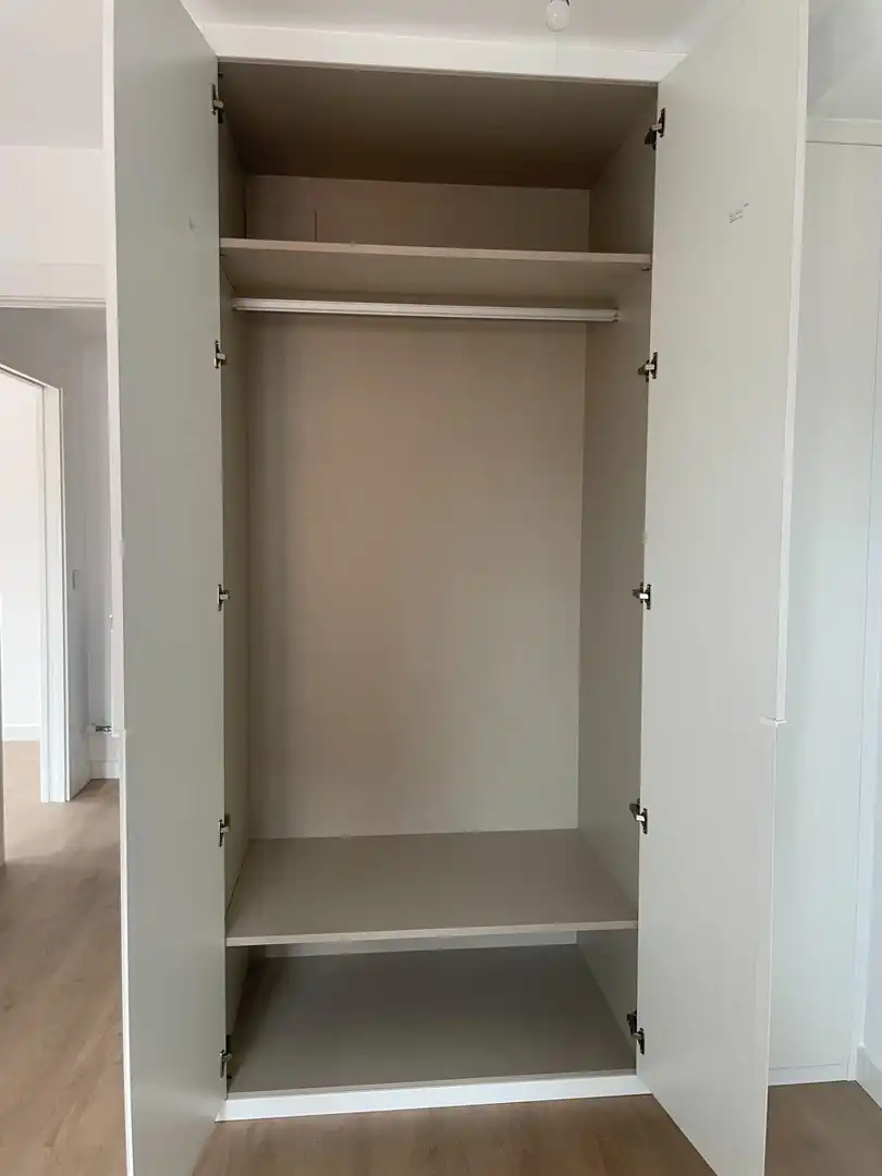 Habitación de Apartamento de alquiler en León Capital  con Calefacción, Parquet y Terraza