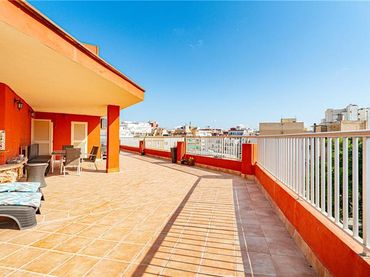 Attique avec balcon à vendre à Platja de Palma