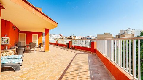 Ático con terraza de 106 m² a tan solo 50 metros de la playa.