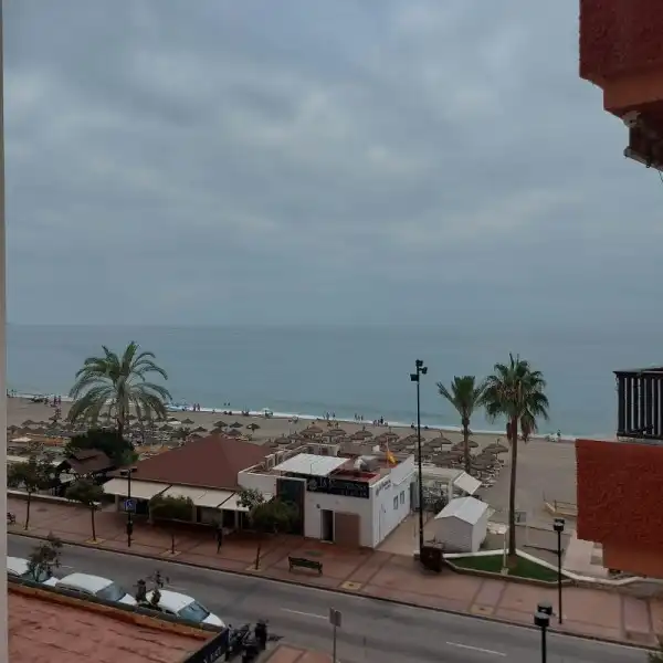 Vista exterior de Estudio de alquiler en Playa de los Boliches
