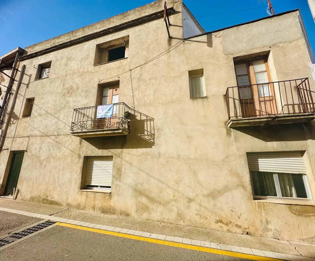 Vista exterior de Casa o xalet en venda en Godall amb Terrassa