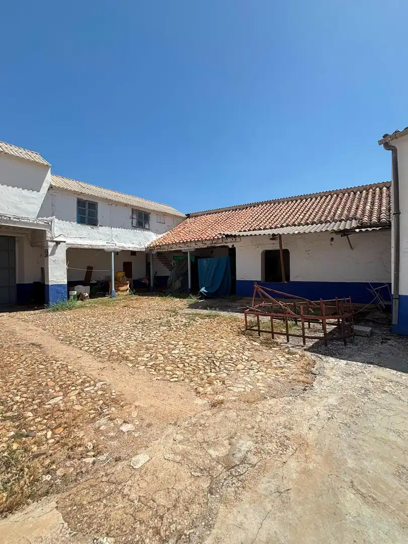 Industrial land for sale in Valdepeñas, imagen 2