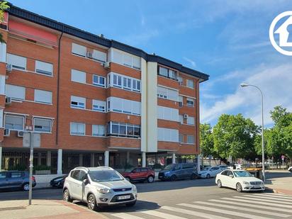 Exterior view of Flat for sale in  Madrid Capital  with Air Conditioner and Terrace