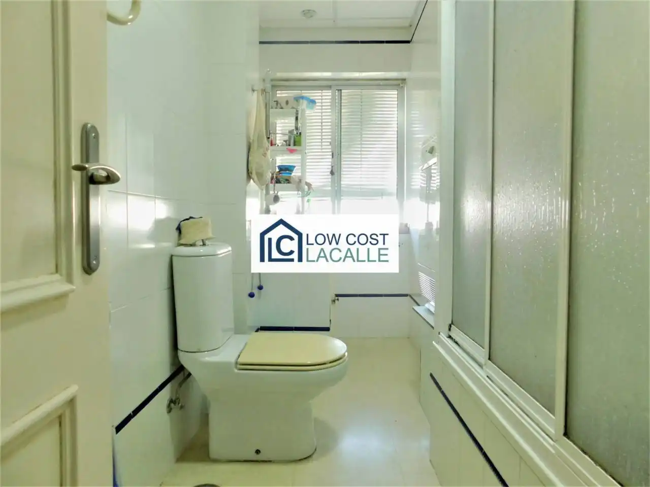 Bathroom of Flat for sale in Jerez de la Frontera  with Air Conditioner