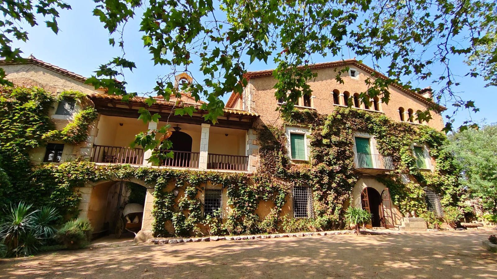 Vista exterior de Finca rústica de alquiler en Llagostera con Jardín privado, Terraza y Piscina