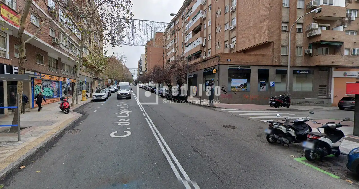Vista exterior de Garatge en venda en Chamartín