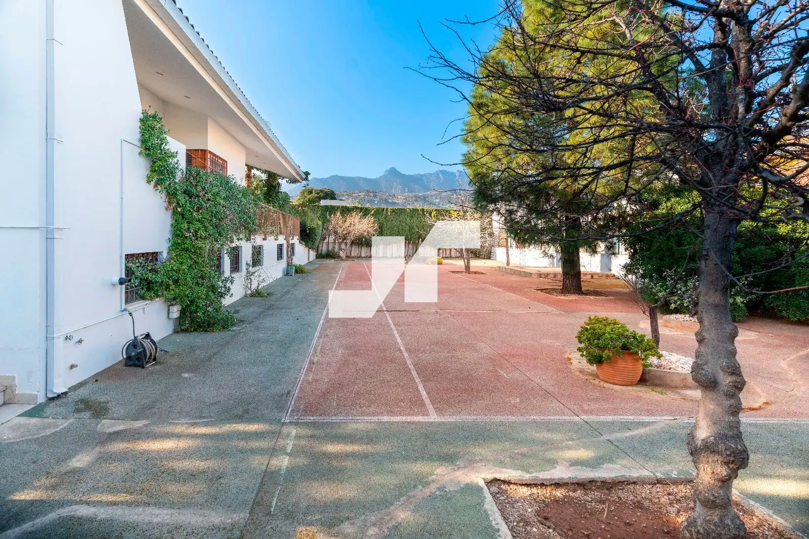 Vista exterior de Casa o xalet en venda en Benicasim / Benicàssim amb Aire condicionat, Calefacció i Jardí privat