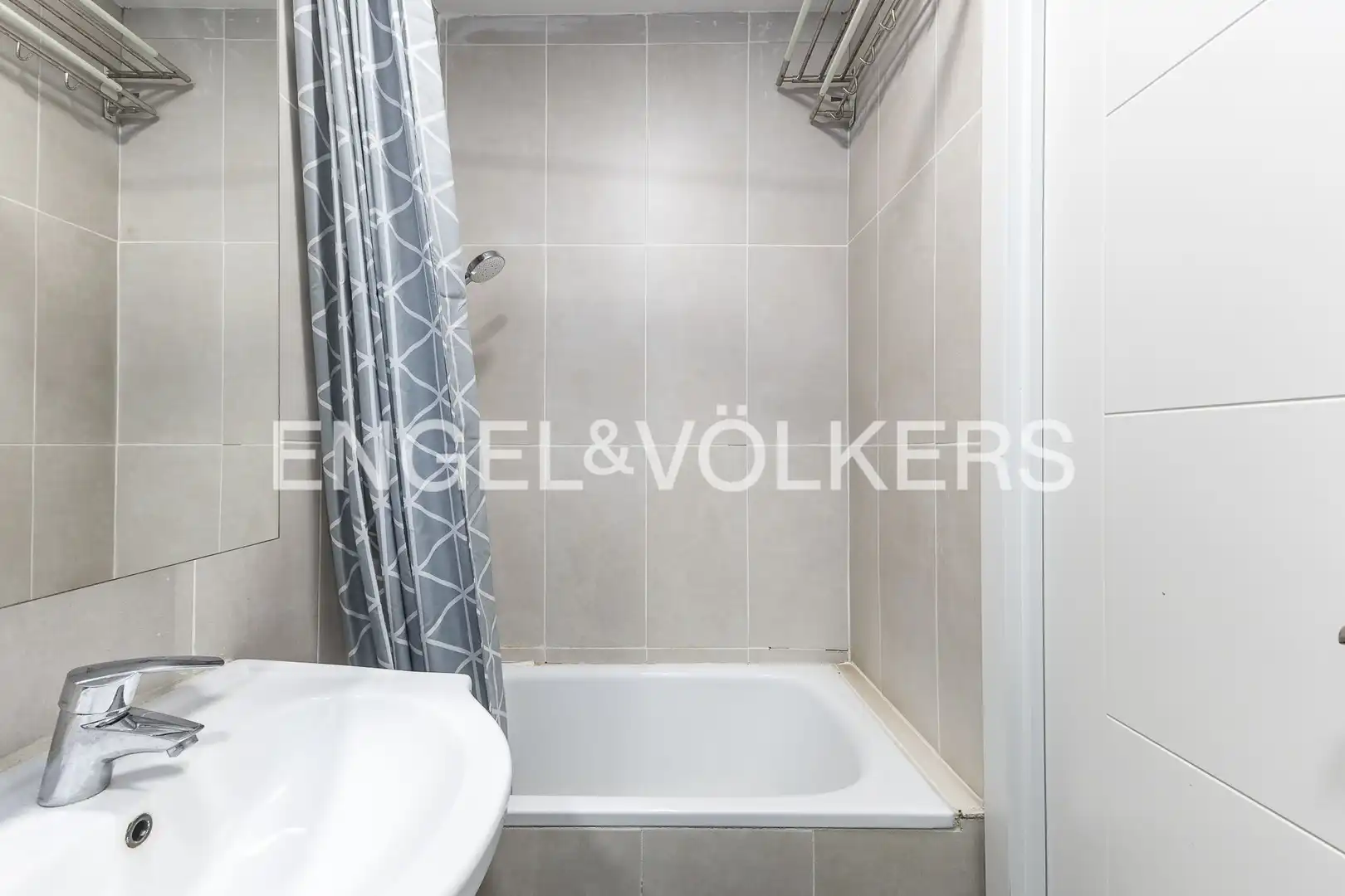 Baño de Piso en venta en Barcelona con Aire acondicionado, Calefacción y Balcón