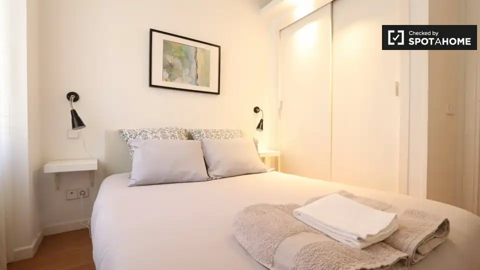 Appartamento con terrazza in affitto a Chamberí, imagen 18