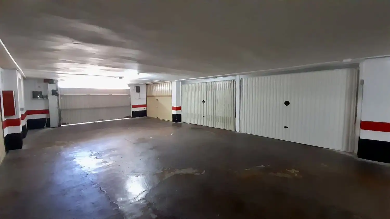 Parking de Piso en venta en Laredo con Calefacción, Terraza y Amueblado