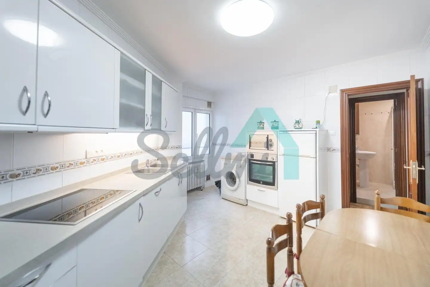 Küche von Wohnung zur untervermieten in Oviedo  mit Heizung, Parkett und Terrasse