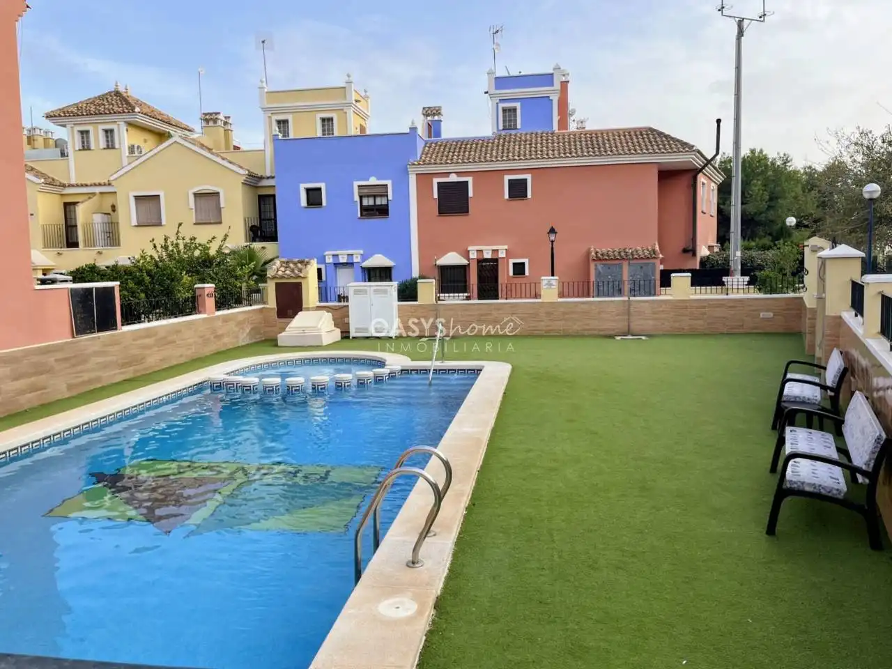 Maison mitoyenne avec piscine à vendre à Calle Marqués del Vado