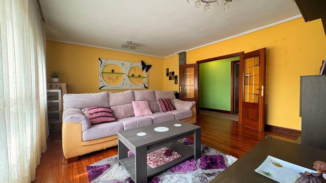 Piso en Venta en Lasesarre