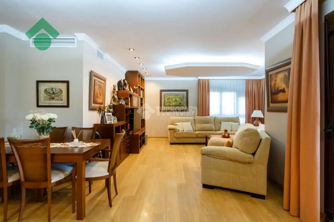 Sala de estar de Casa o chalet en venta en Rincón de la Victoria con Aire acondicionado, Terraza y Piscina