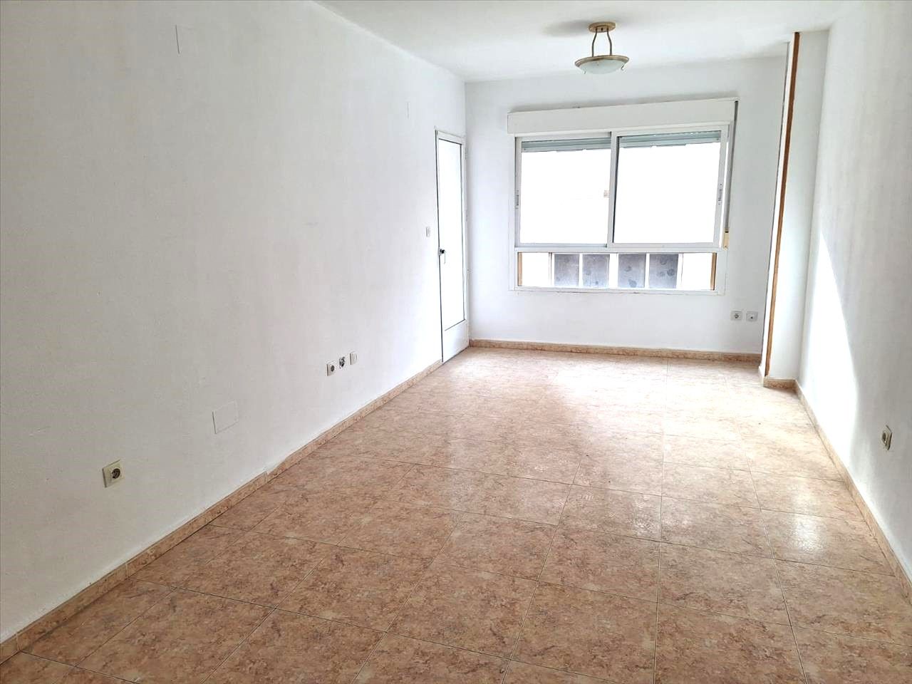 Flat for sale in Abarán