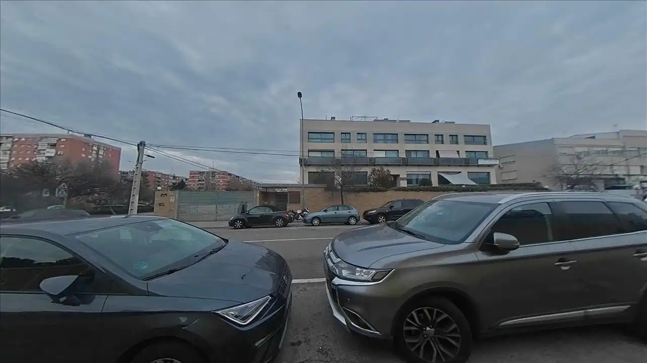 Parkplatz von Büro zum Verkauf in Alcorcón