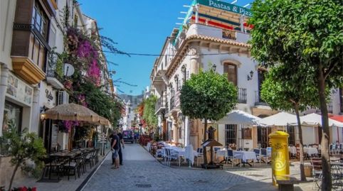 Foto 2 de Casa adosada en venda a Avenida Trapiche, 9, Miraflores, Marbella