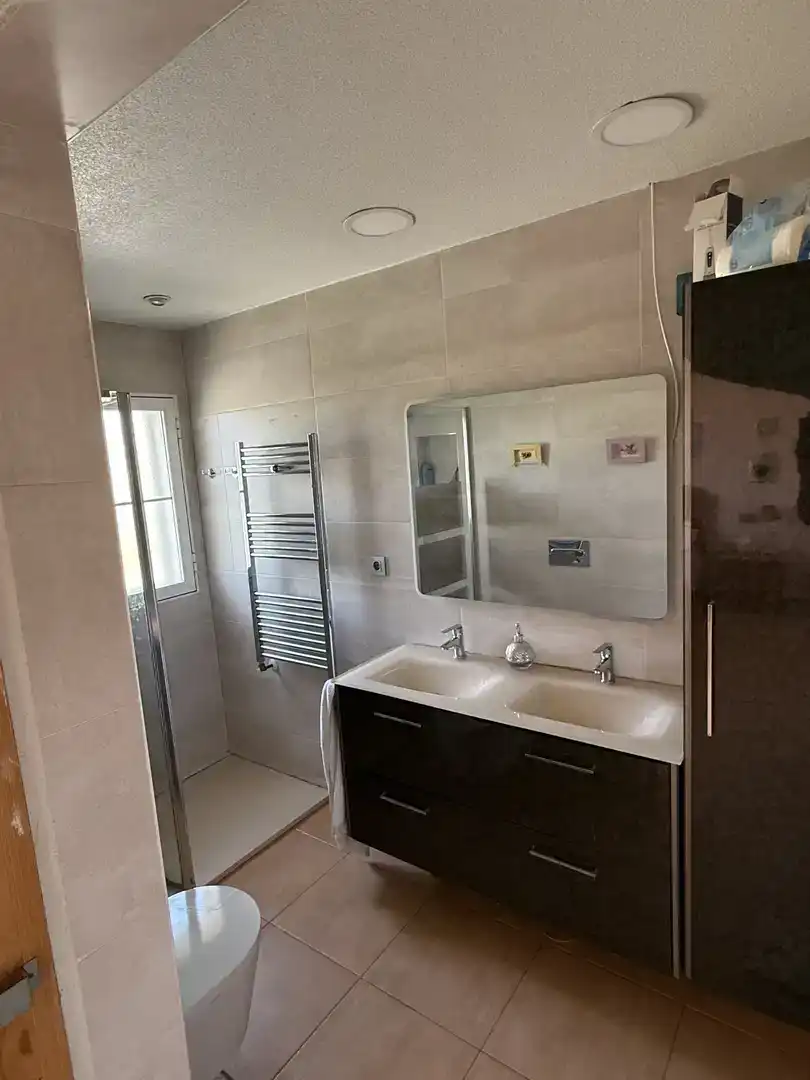 Bany de Casa o xalet en venda en Murcia amb Aire condicionat, Jardí privat i Traster