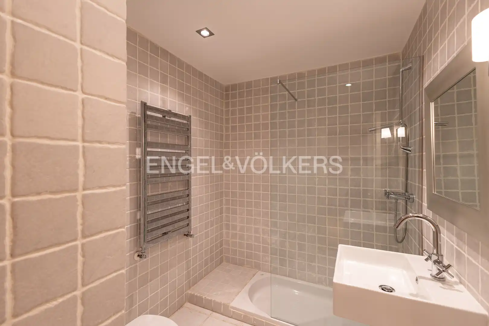 Houses for rent in Encinar de los Reyes