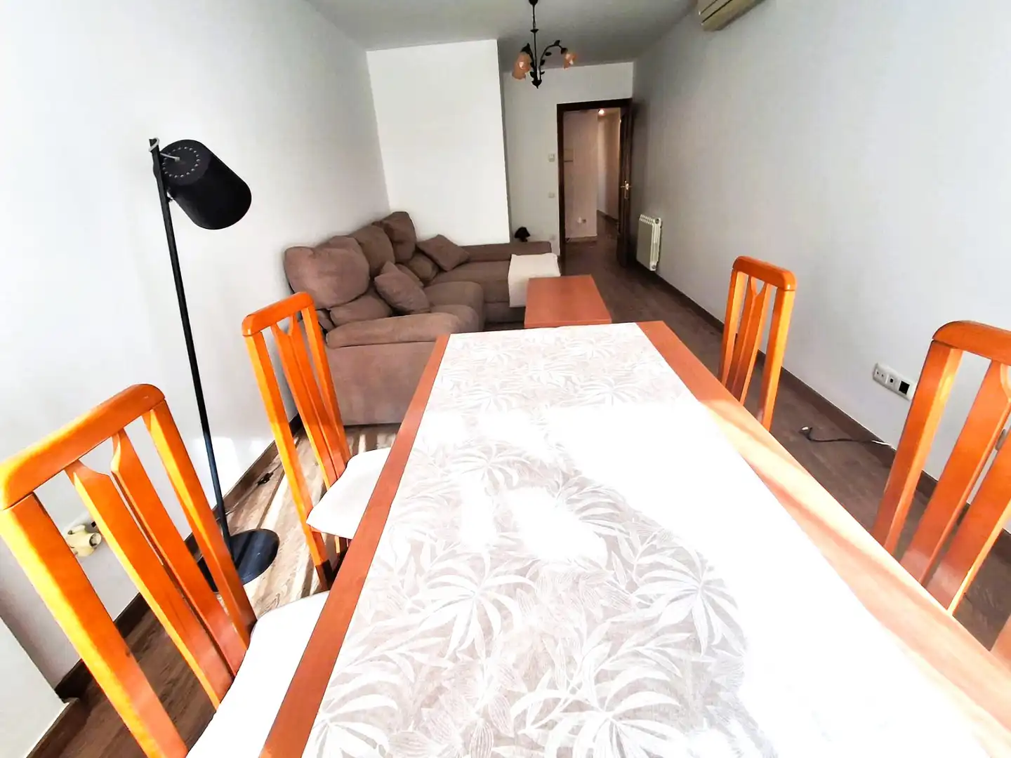 Sala de estar de Piso en venta en Cambrils con Aire acondicionado, Calefacción y Parquet
