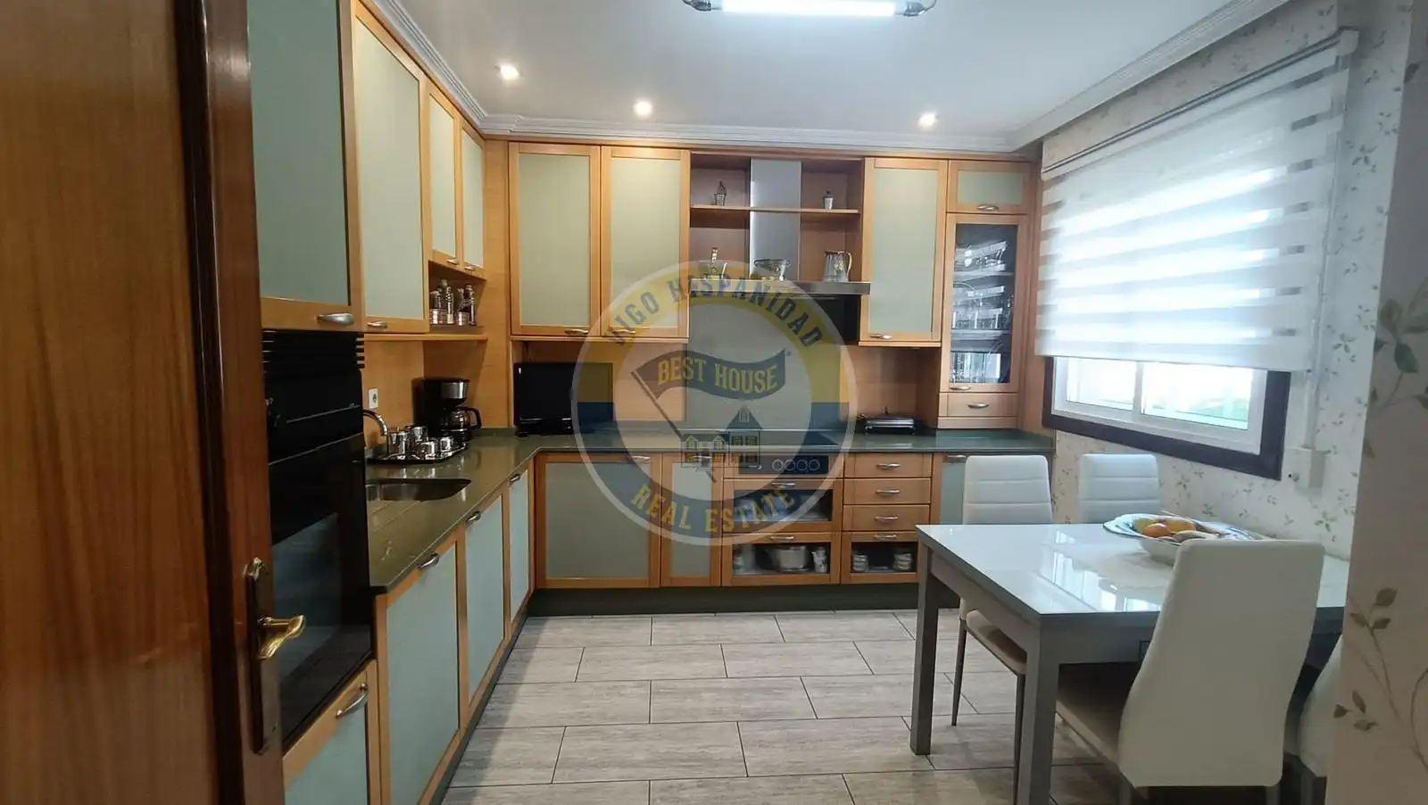 Casa adosada en venda a undefined Residencial Candeán, Cabral - Candeán