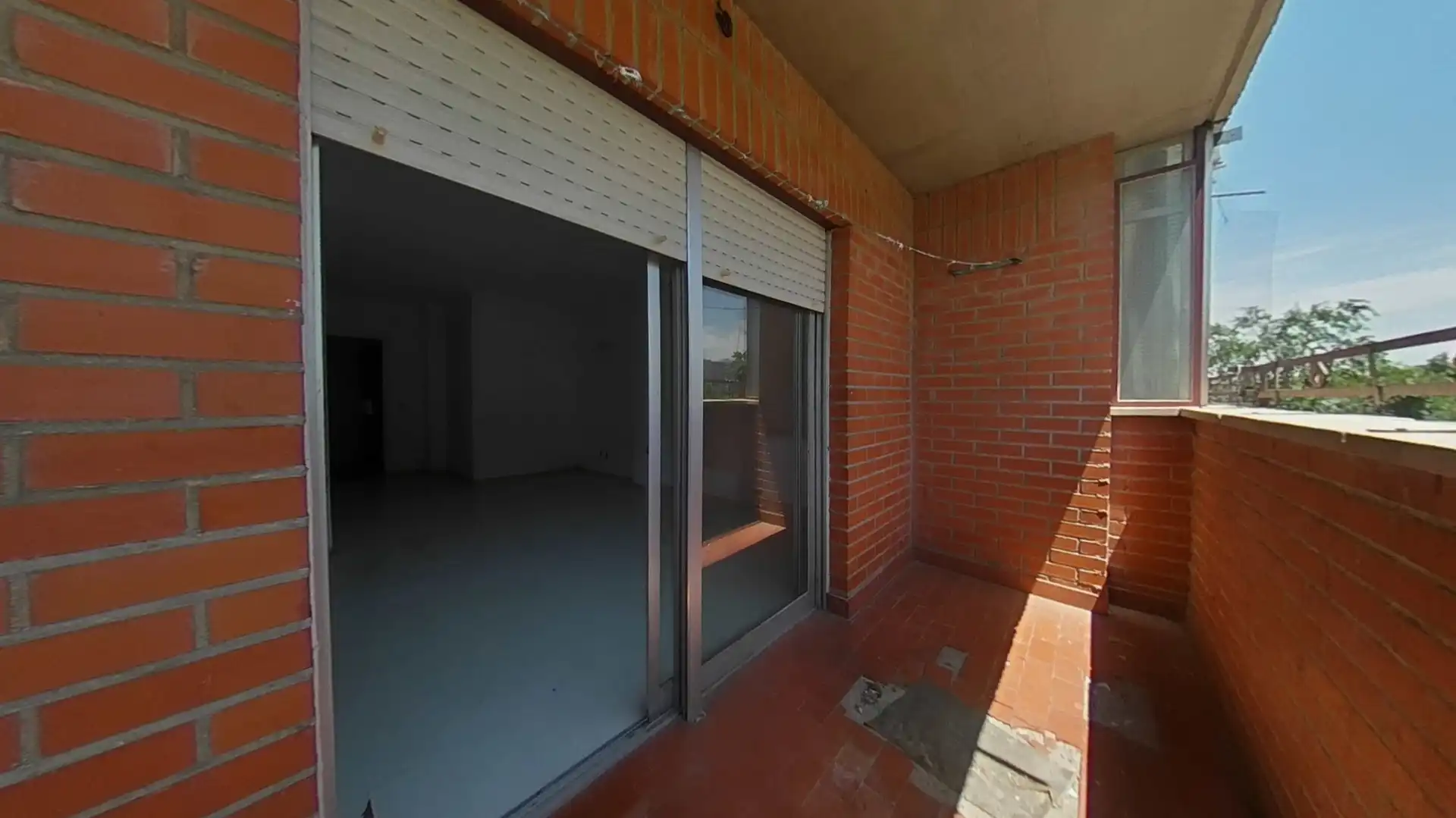Piso en venta en Madrid con Balcón