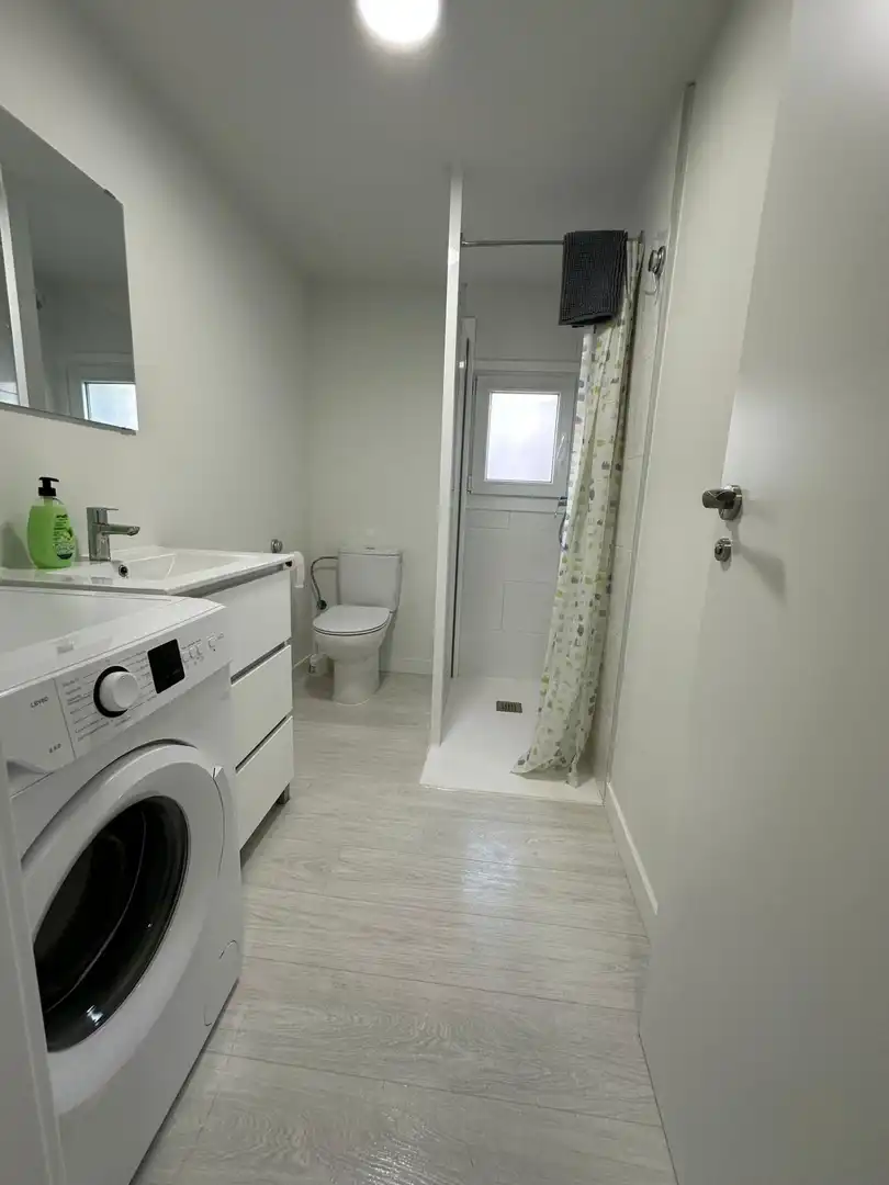 Bathroom of Flat for rent in Lumpiaque  with Parquet flooring