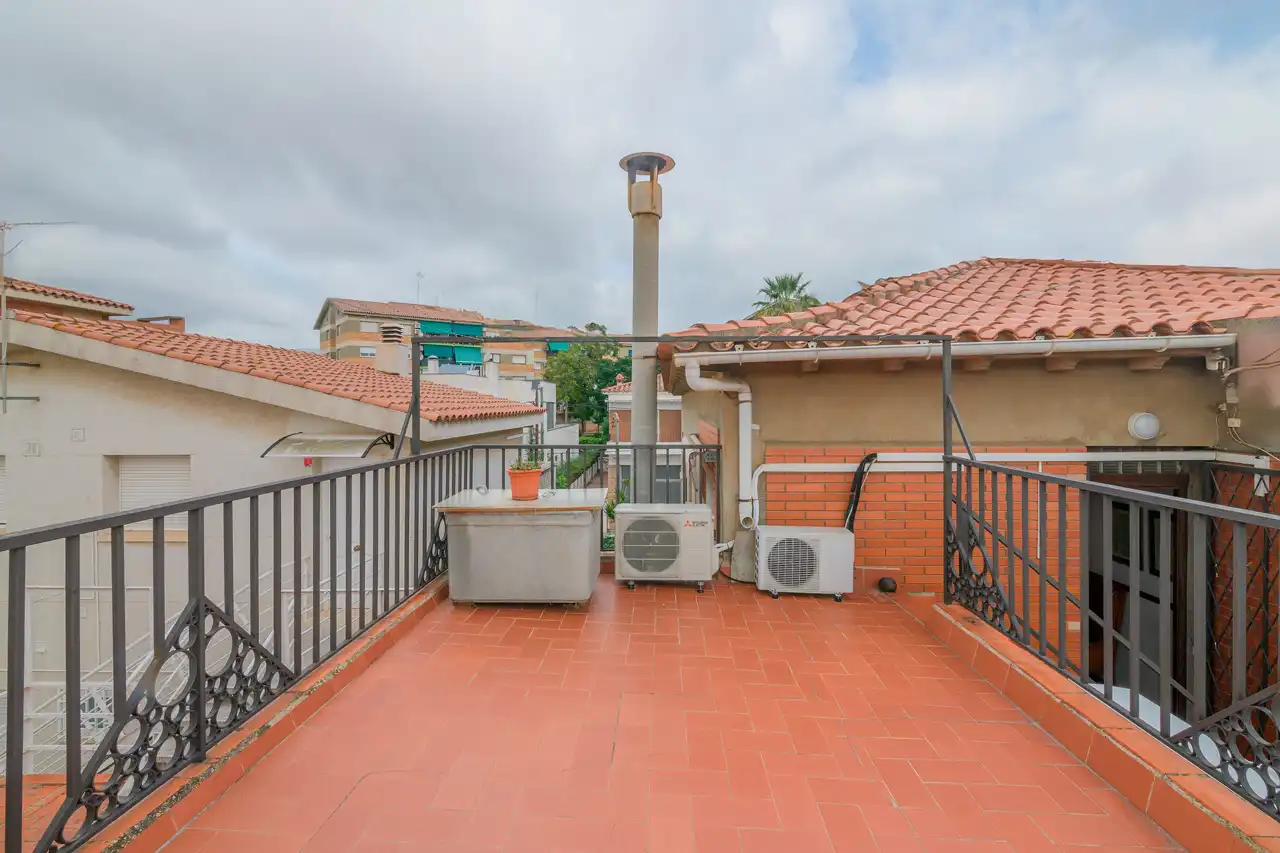 Terrassa de Casa o xalet en venda en Gavà amb Aire condicionat, Calefacció i Terrassa