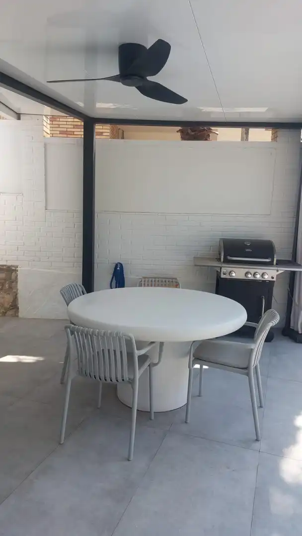 Terrassa de Casa o xalet en venda en Sant Pere de Ribes amb Piscina