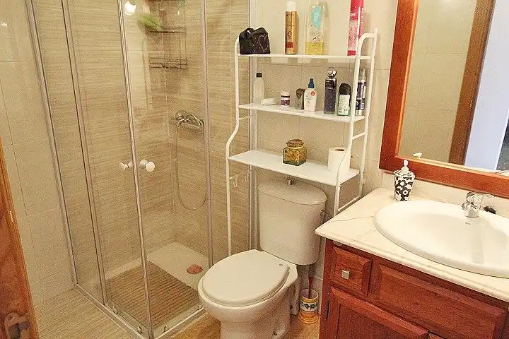 Baño de Casa o chalet en venta en Guardamar del Segura con Aire acondicionado, Jardín privado y Terraza