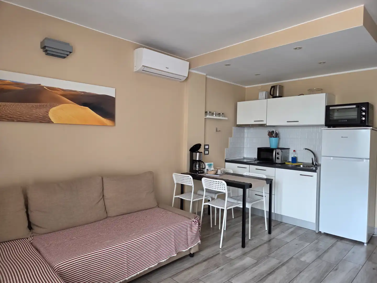 Sala de estar de Apartamento en venta en San Bartolomé de Tirajana con Aire acondicionado, Amueblado y Lavadora