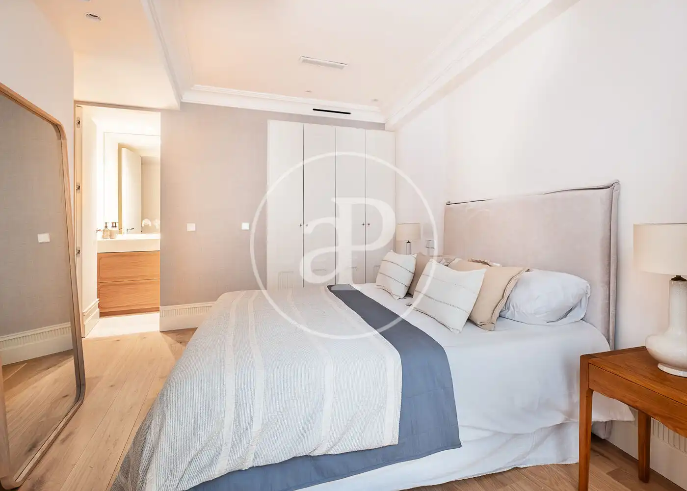Schlafzimmer von Wohnung zum Verkauf in Madrid mit Klimaanlage, Heizung und Terrasse