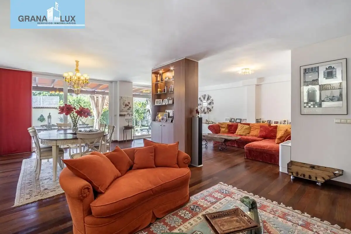 Casa con terraza en venta en Genil, imagen 6