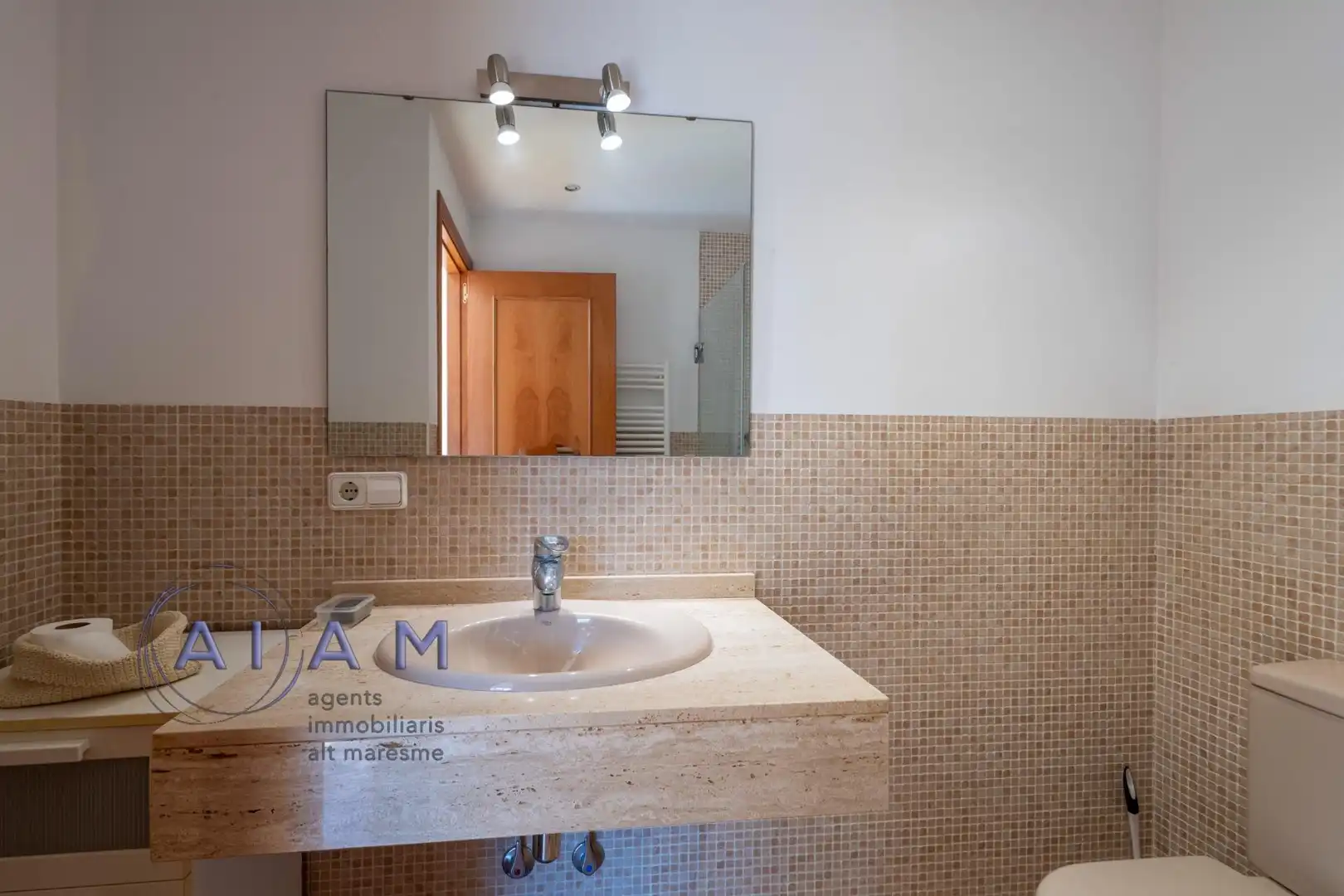 Casa adosada en venta en Santa Susanna, Barcelona