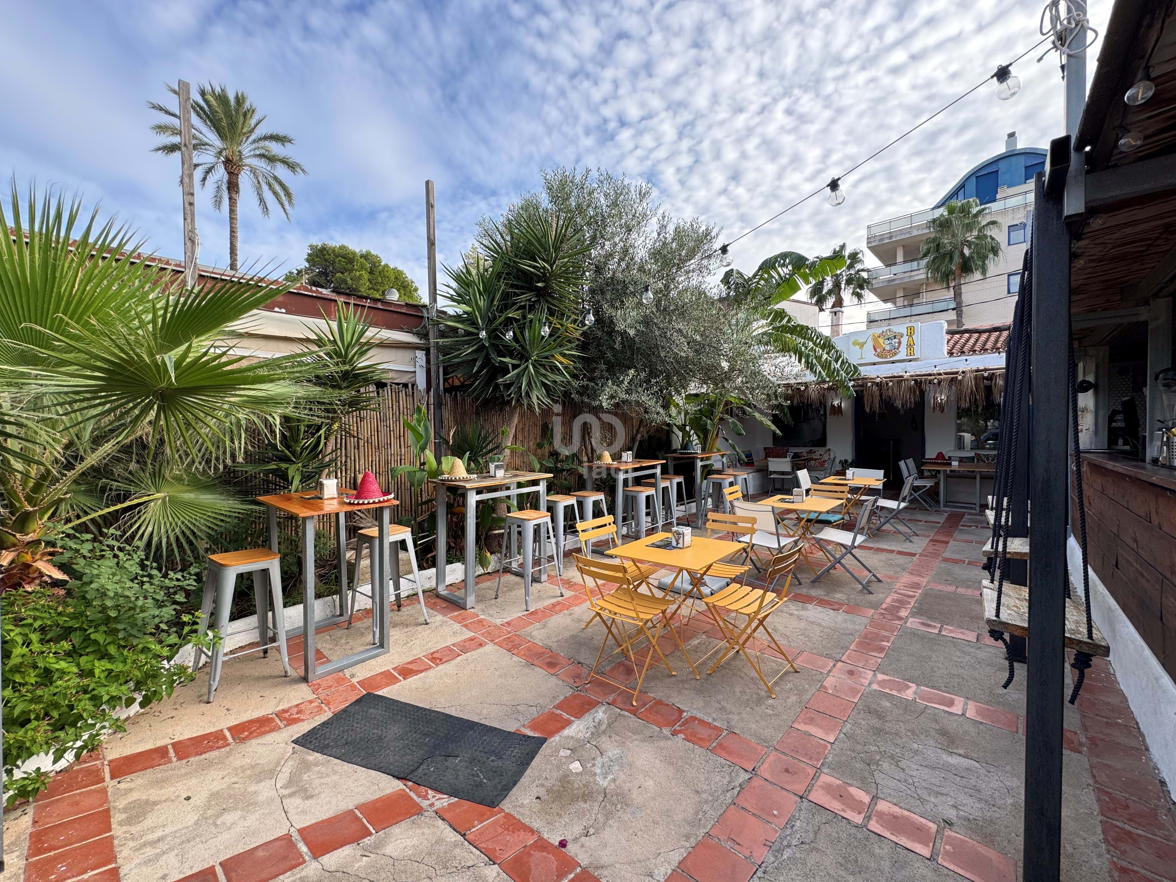 Terrace of Premises to rent in Dénia