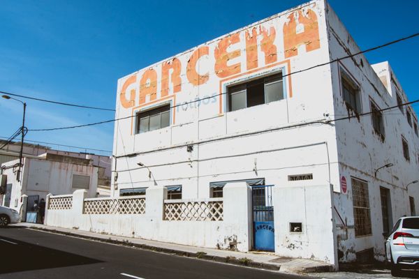 Exterior view of Industrial buildings for sale in Telde