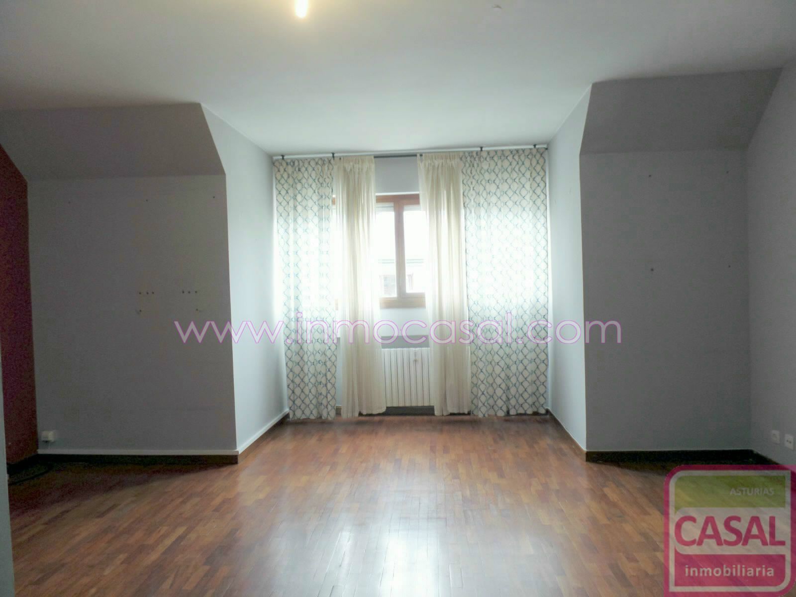 Bedroom of Flat to rent in Oviedo   with Heating and Storage room