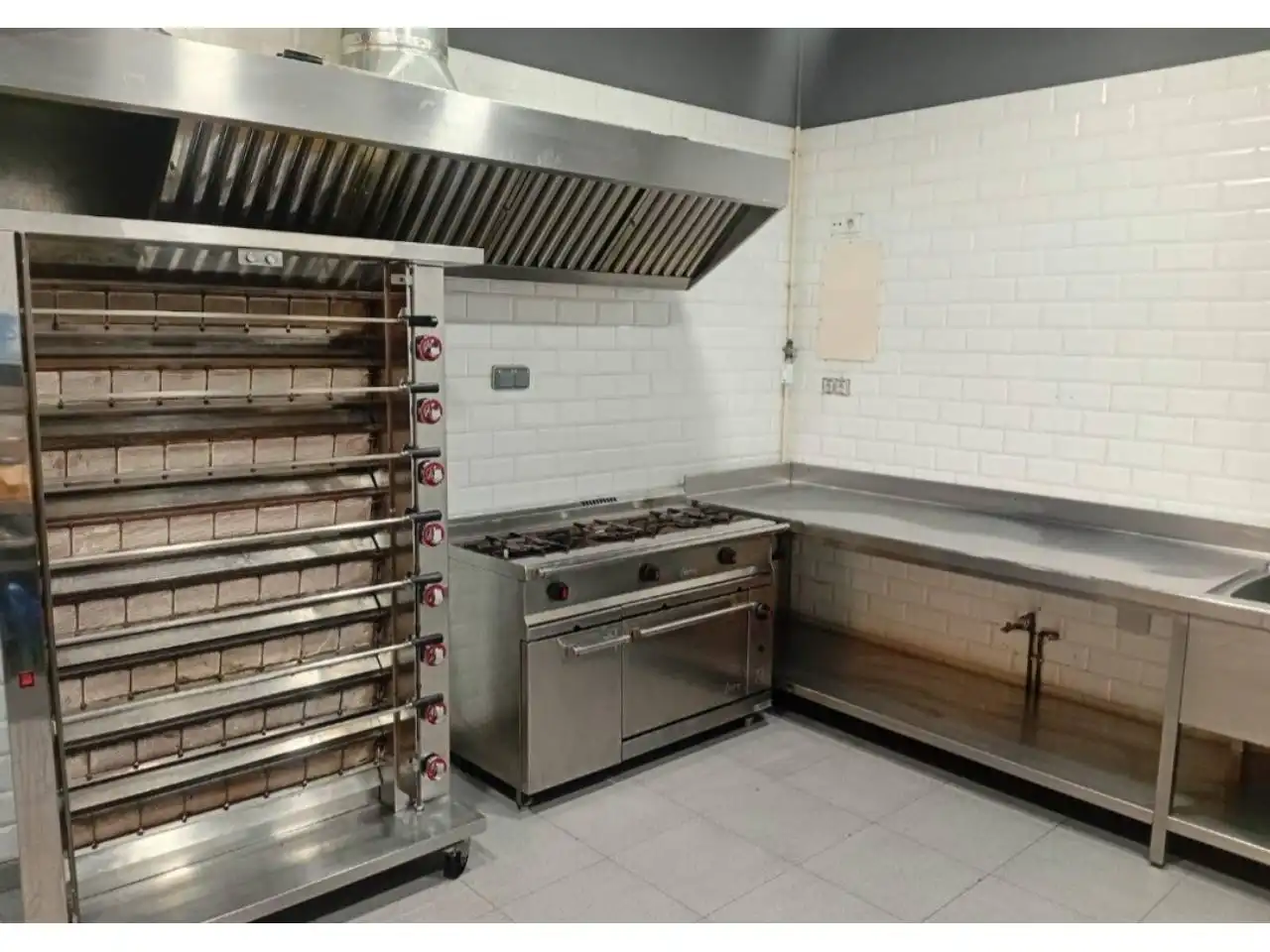 Cocina de Local en traspaso en Ripollet