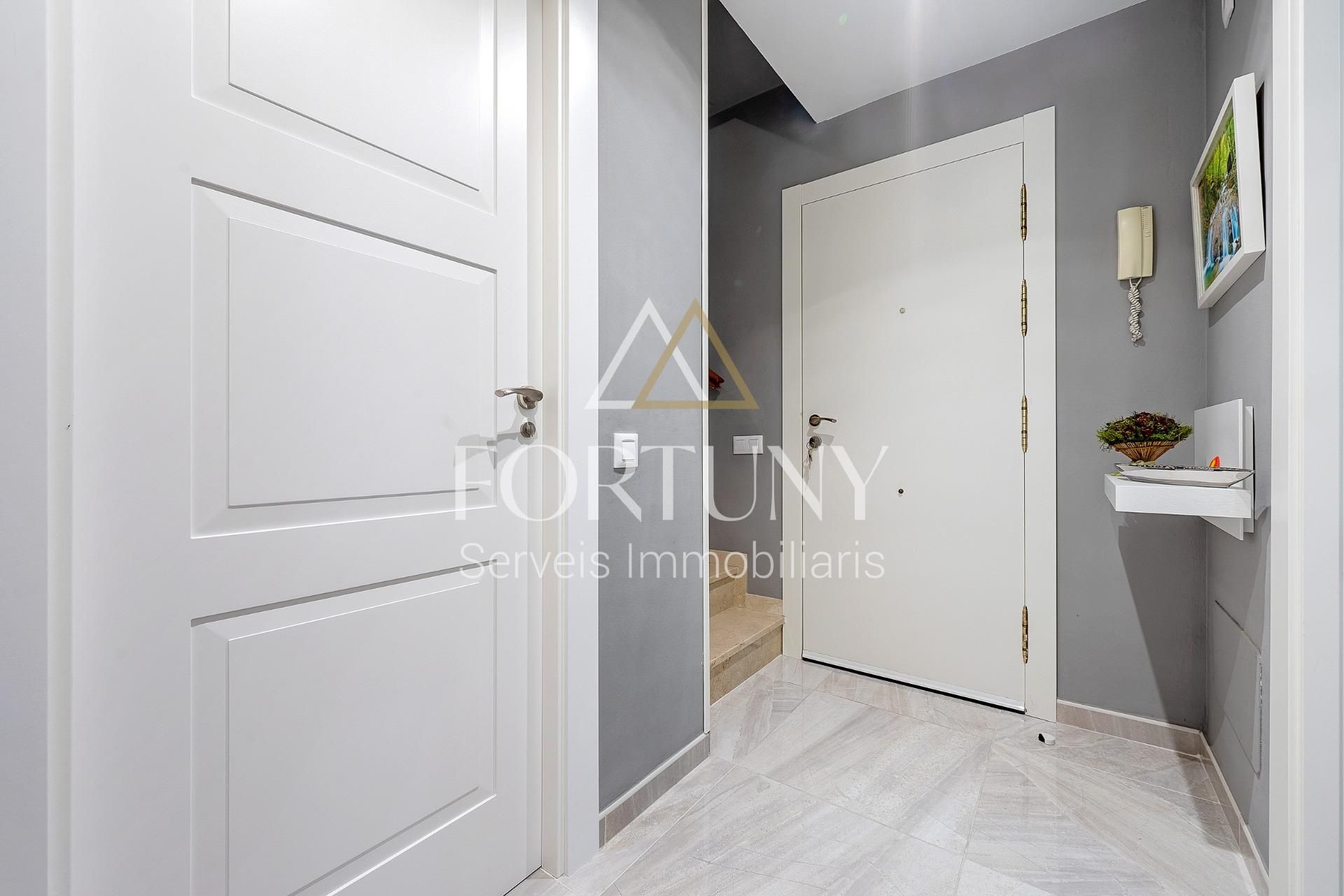 Duplex for sale in Reus  with Private garden, Terrace and Balcony