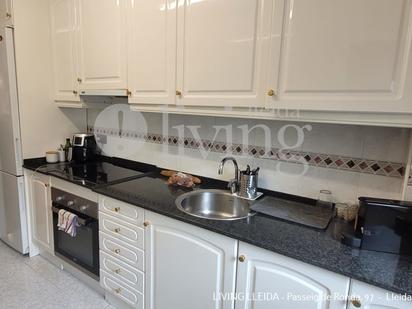 Kitchen of Flat for sale in  Lleida Capital  with Air Conditioner, Heating and Parquet flooring