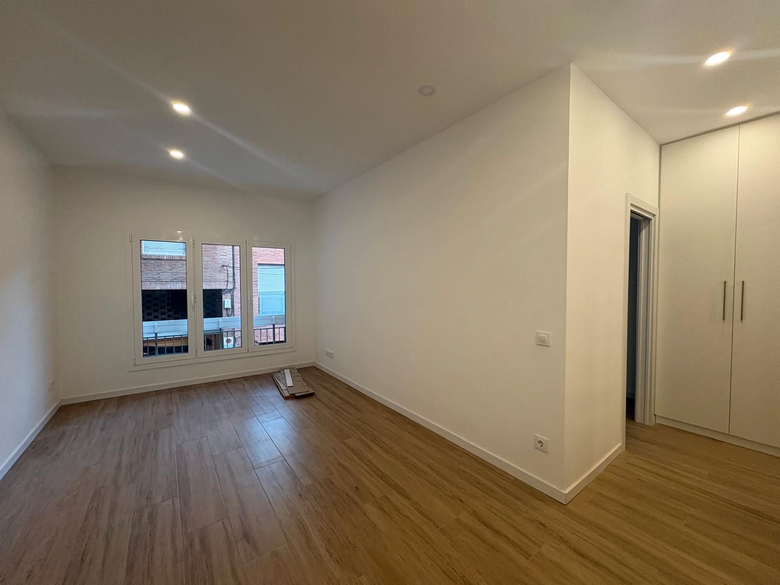 Sala de estar de Piso de alquiler en  Barcelona Capital con Horno