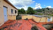 Vista exterior de Casa o xalet en venda en Orxeta amb Terrassa i Piscina