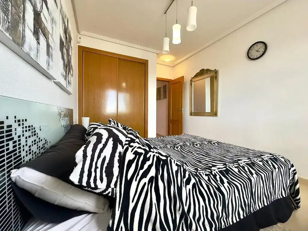 Bungalow with terrace for sale in Calle Abeto, imagen 21