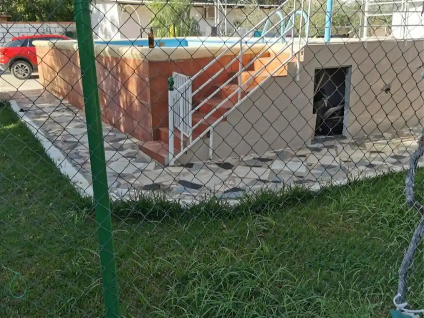 Piscina de Casa o chalet en venta en Carmona con Aire acondicionado, Jardín privado y Trastero