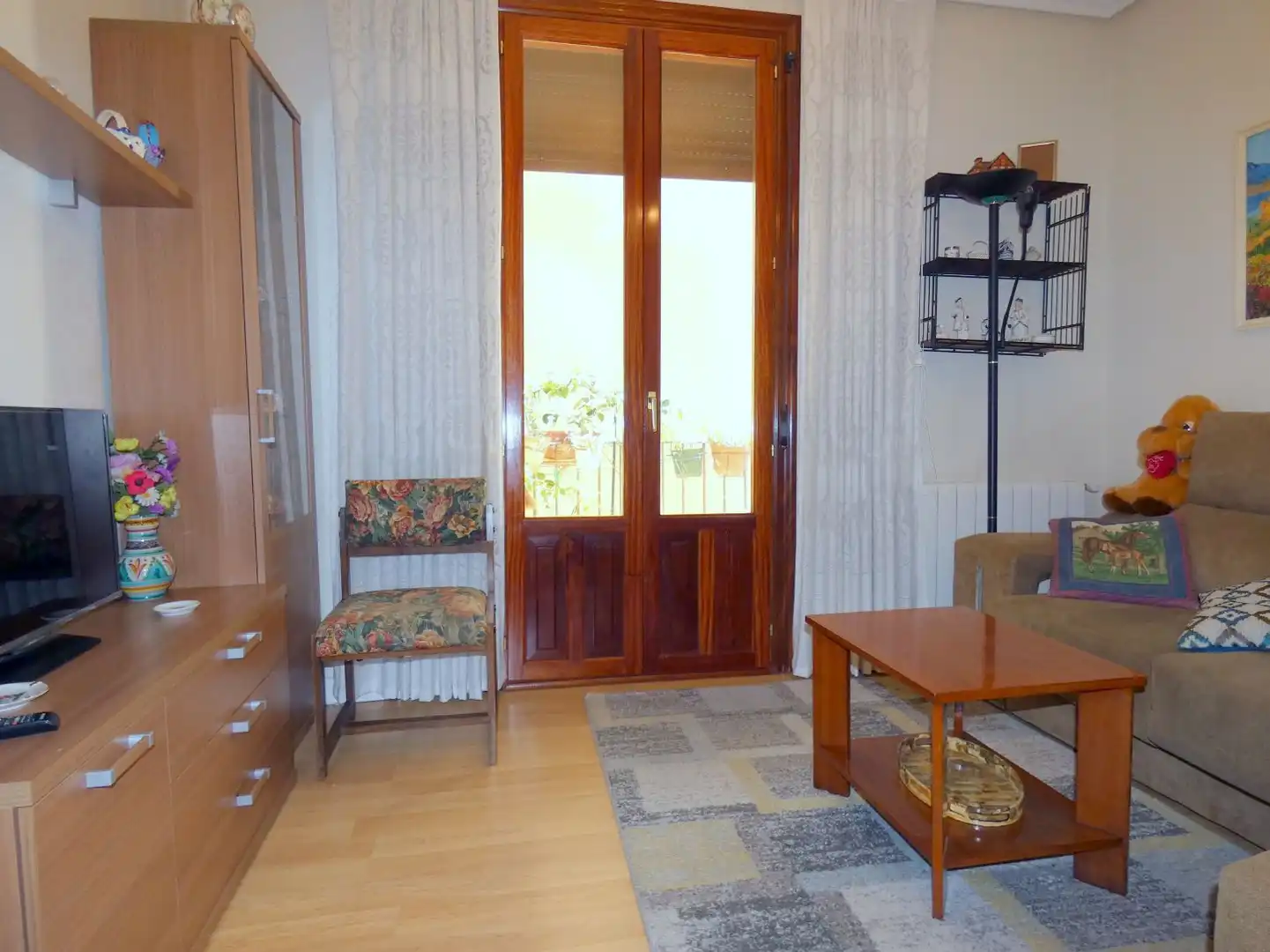 Sala de estar de Piso en venta en Bilbao  con Calefacción, Parquet y Terraza