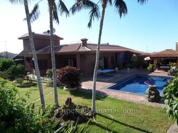 Detached house with pool for sale in San Antonio - Las Arenas, imagen 3