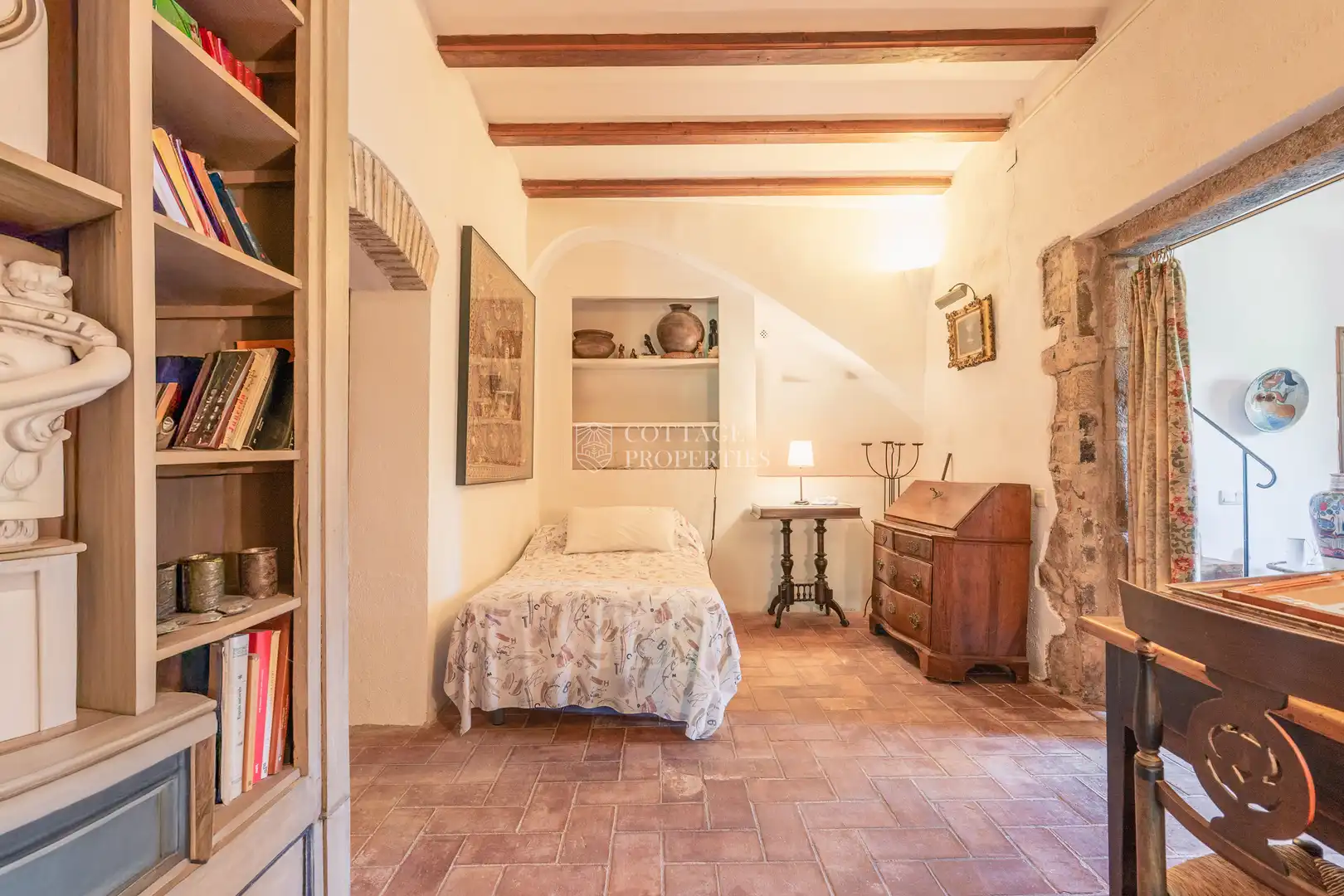 Bedroom of Country homes for sale in Foixà  with Air Conditioner, Private garden and Swimming Pool
