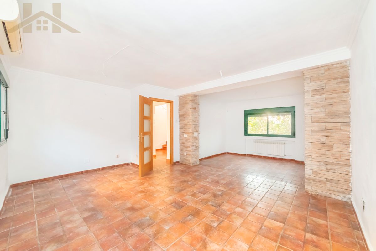 House or chalet for sale in Sevilla la Nueva  with Air Conditioner, Heating and Private garden