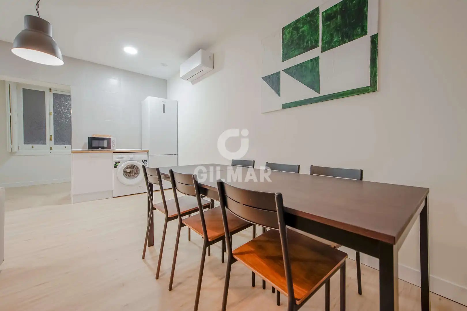Comedor de Piso en venta en Madrid con Calefacción